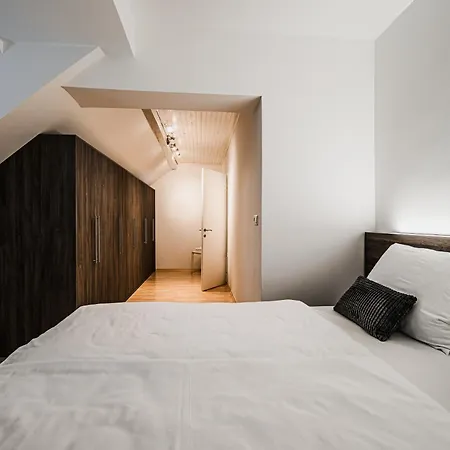 Apartamento 9 Dreams Pod Krvavcem