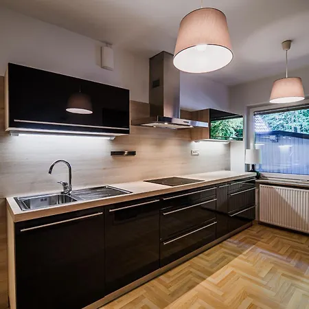 9 Dreams Pod Krvavcem Apartamento Cerklje na Gorenjskem